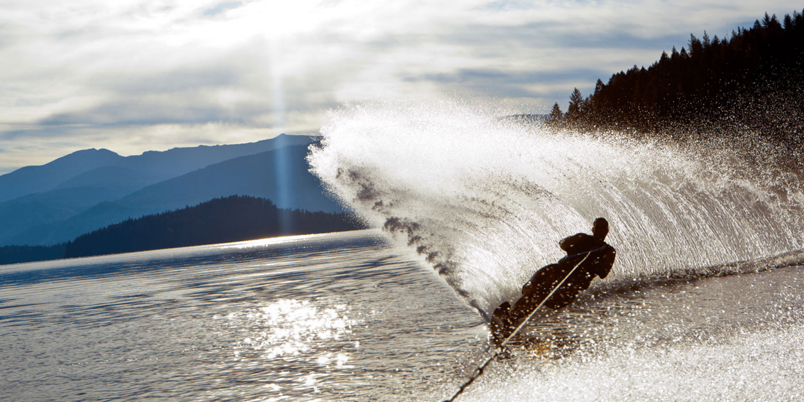 Waterskiing